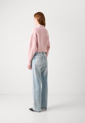 Свободные джинсы