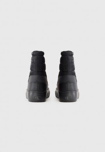 Зимние ботинки