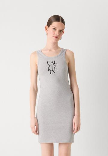 Короткое платье