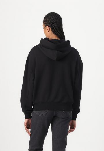 Пуловер с капюшоном