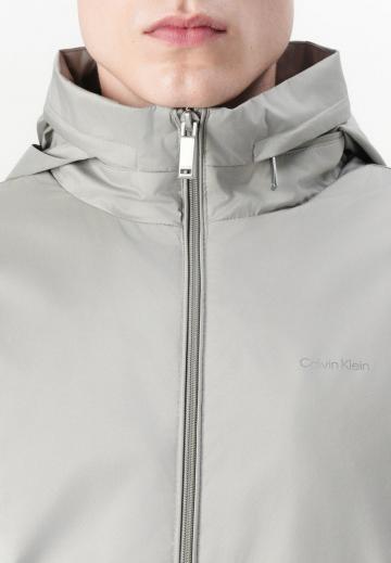 Куртка-дождевик