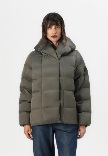 Зимняя куртка