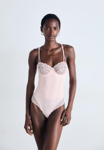 Кружевное боди