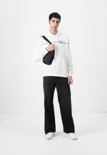 Пуловер с капюшоном