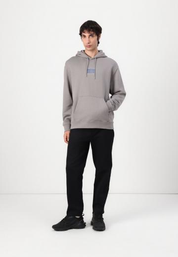 Пуловер с капюшоном