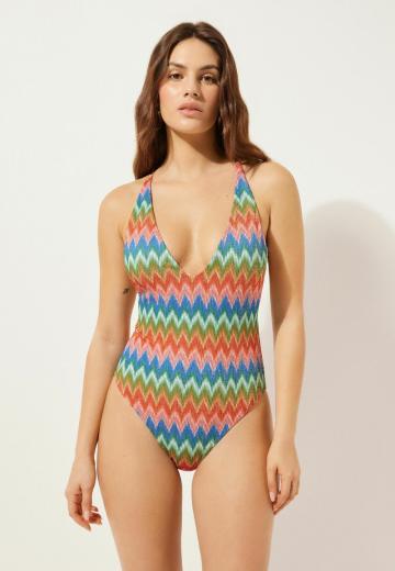 Слитный купальник