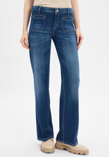Клешеные джинсы