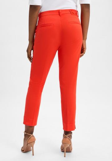 Короткие джинсы