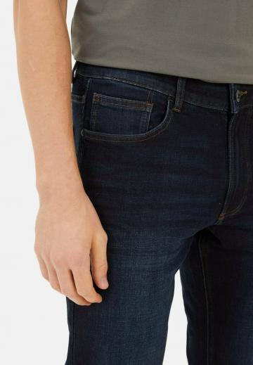 Прямые джинсы