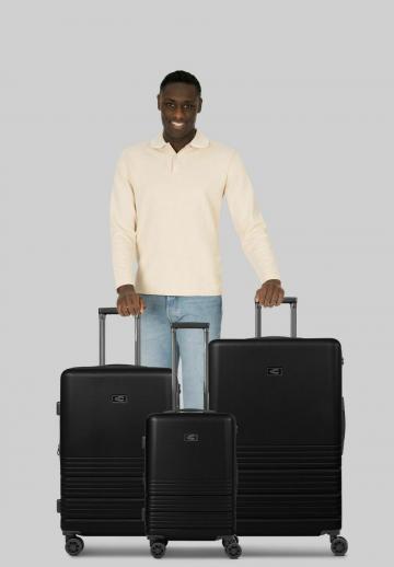 Набор чемоданов