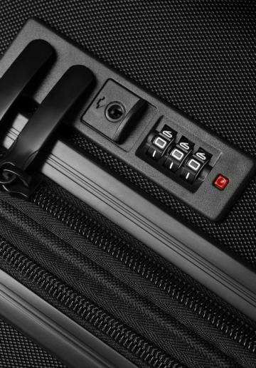 Набор чемоданов