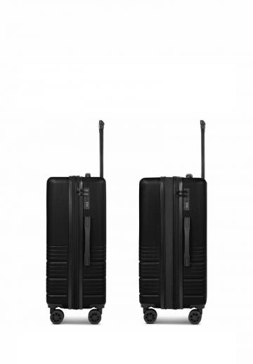 Набор чемоданов