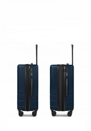 Набор чемоданов