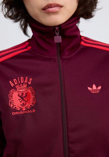 Спортивная куртка