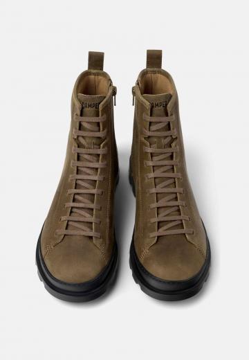 Ботинки на шнуровке