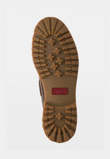 Ботинки на шнуровке