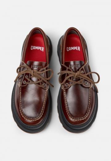 Ботинки на шнуровке