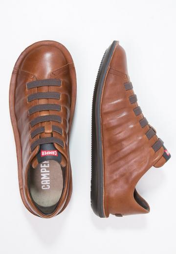 Ботинки на шнуровке