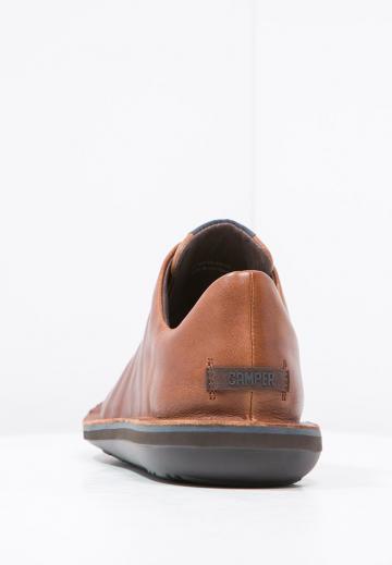 Ботинки на шнуровке