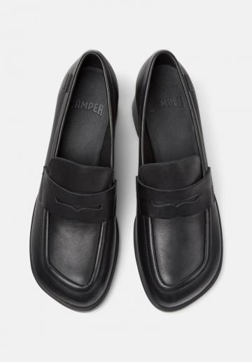 Туфли с высоким носом