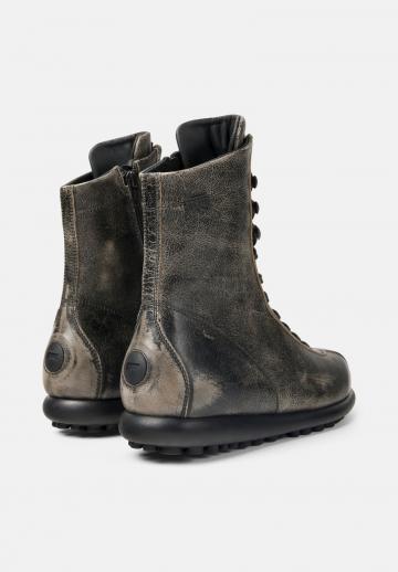 Ботинки на шнуровке