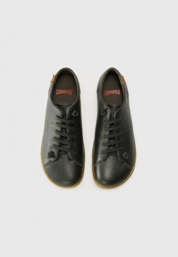 Ботинки на шнуровке