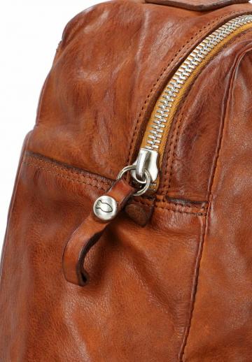 Кожаный рюкзак