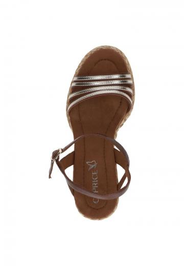 Босоножки на танкетке