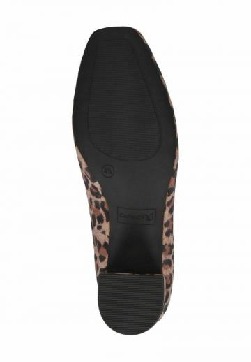 Туфли с высоким носом