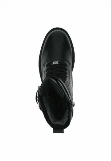 Ботинки на шнуровке