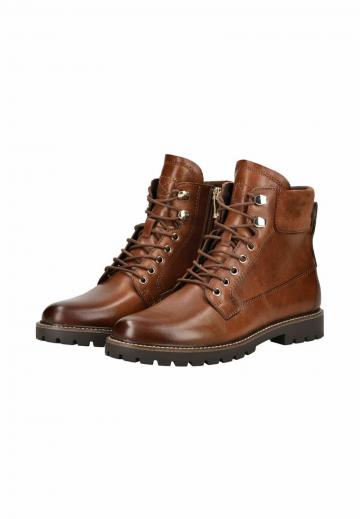 Ботинки на шнуровке