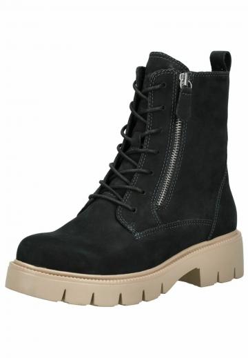 Ботинки на шнуровке