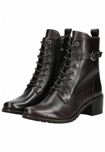 Ботинки на шнуровке