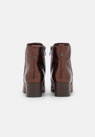 Широкие сапоги