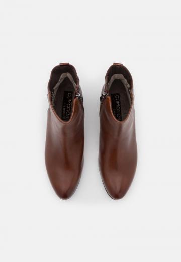 Широкие сапоги