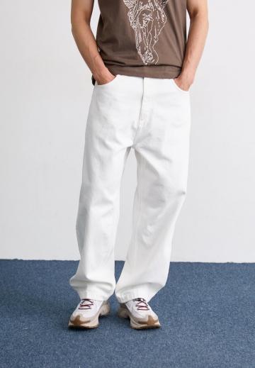 Свободные джинсы