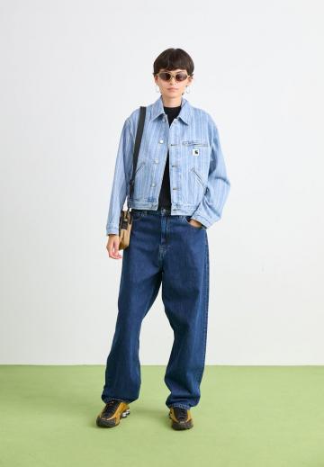 Свободные джинсы