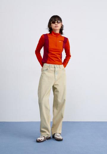 Свободные джинсы