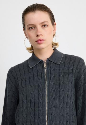 Вязаная кофта