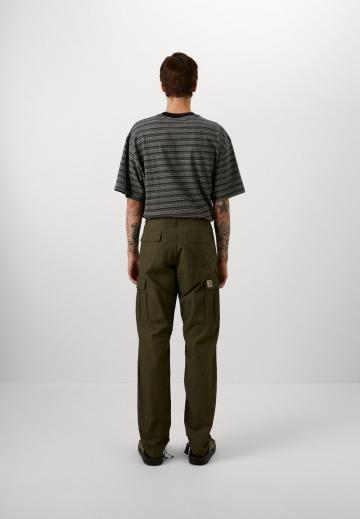 Брюки с накладными карманами