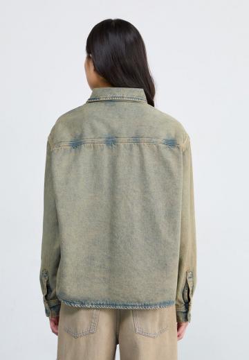 Джинсовая куртка