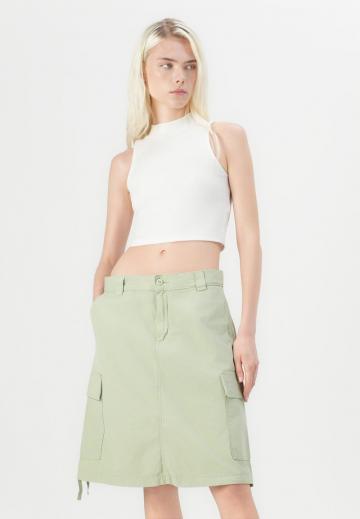 Юбка с накладными карманами