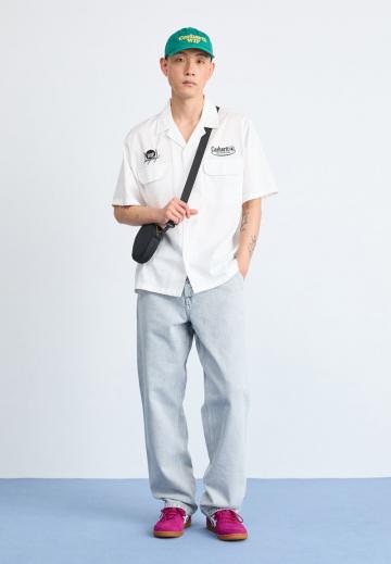 Прямые джинсы