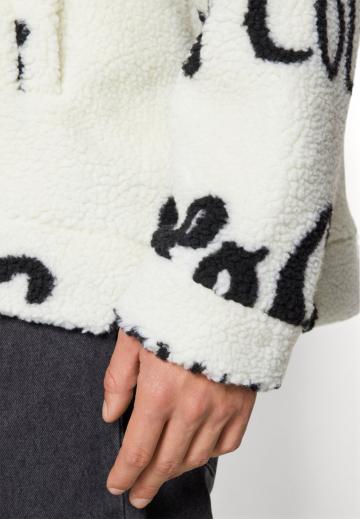 Флисовая куртка