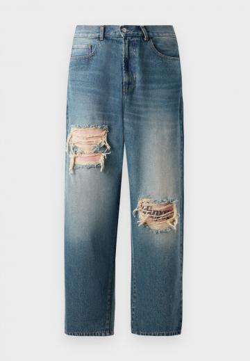 Свободные джинсы