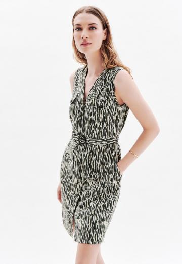 Короткое платье