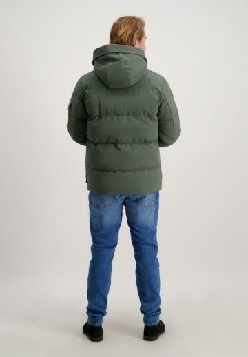 Зимняя куртка