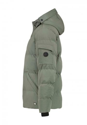 Зимняя куртка