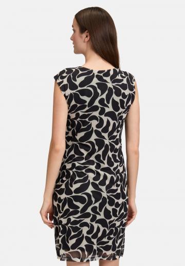 Короткое платье