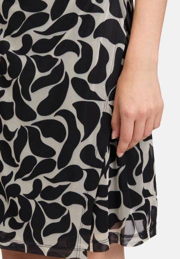 Короткое платье